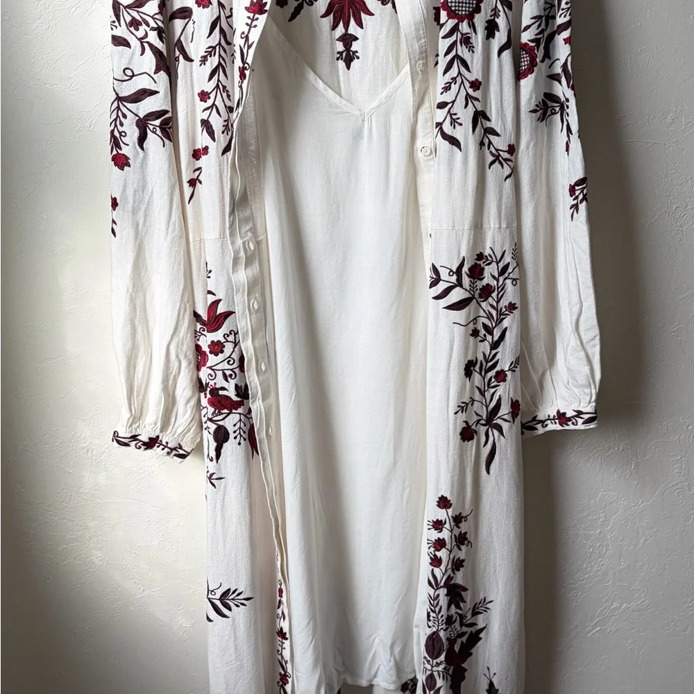 Sundance White Burgundy Embroidered Maxi Dress Tie Waist Boho Cottagecore XL - Picture 12 of 16